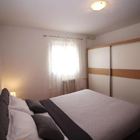 Apartment Zara Zadar